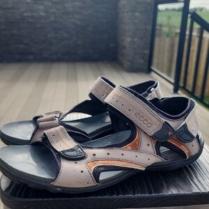 (43) Ecco Multi-Tone Outdoor Sandals Gorpcore Adventure Outdoors Comfy Hiking